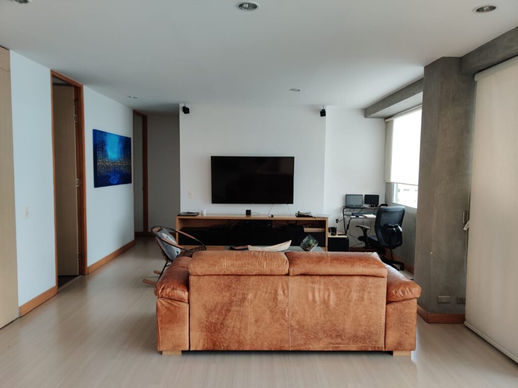 WhatsApp Image 2022-04-18 at 9.08.23 PM (1)