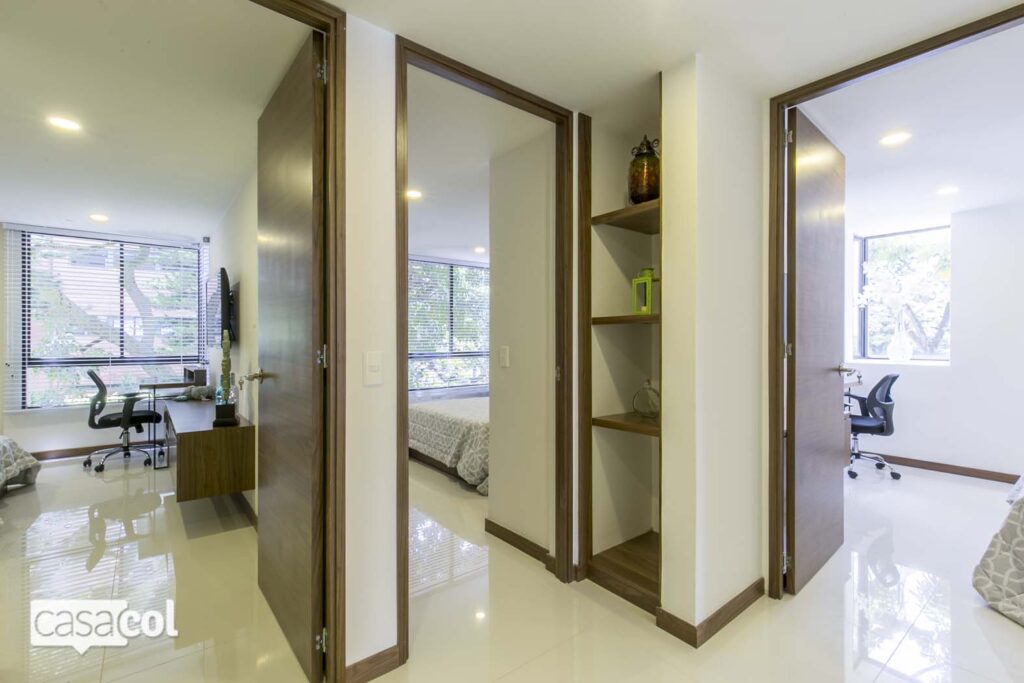 diagonal-43b-40