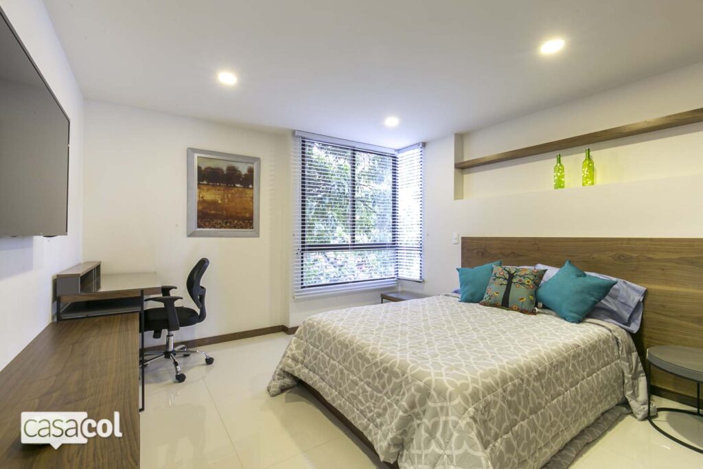 diagonal-43b-54