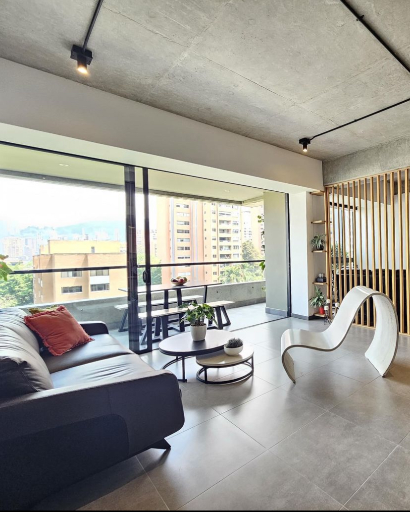 Luxurious Apartment with Top Amenities & Prime Location in El Poblado