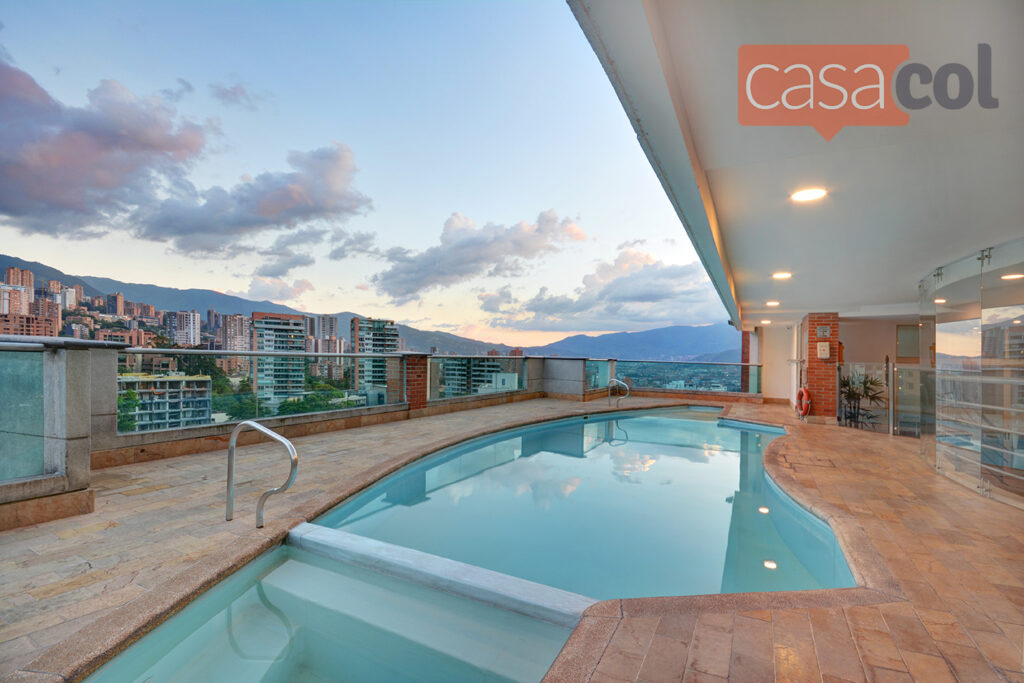 2. Pool view