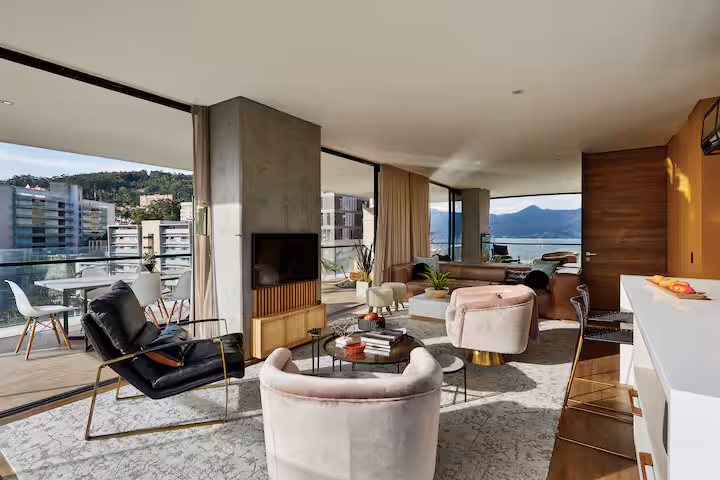 LUXURY 2-BEDROOM APARTMENT AT ENERGY LIVING, MEDELLÍN