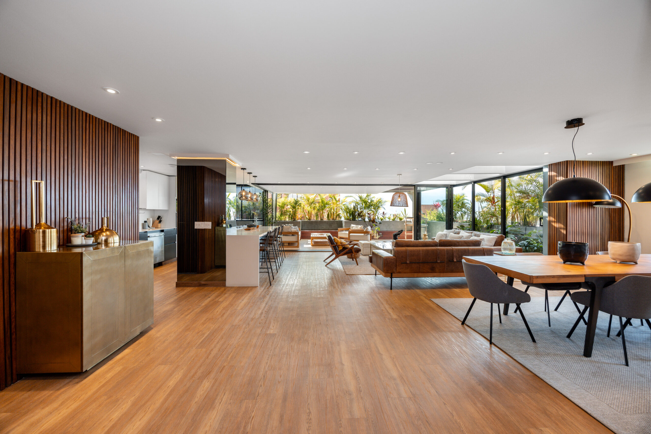 Stunning 300 m² Duplex Penthouse in Vizcaya — Steps from Provenza