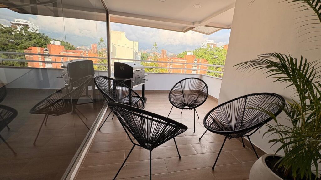 WhatsApp Image 2025-12-30 at 15.42.40