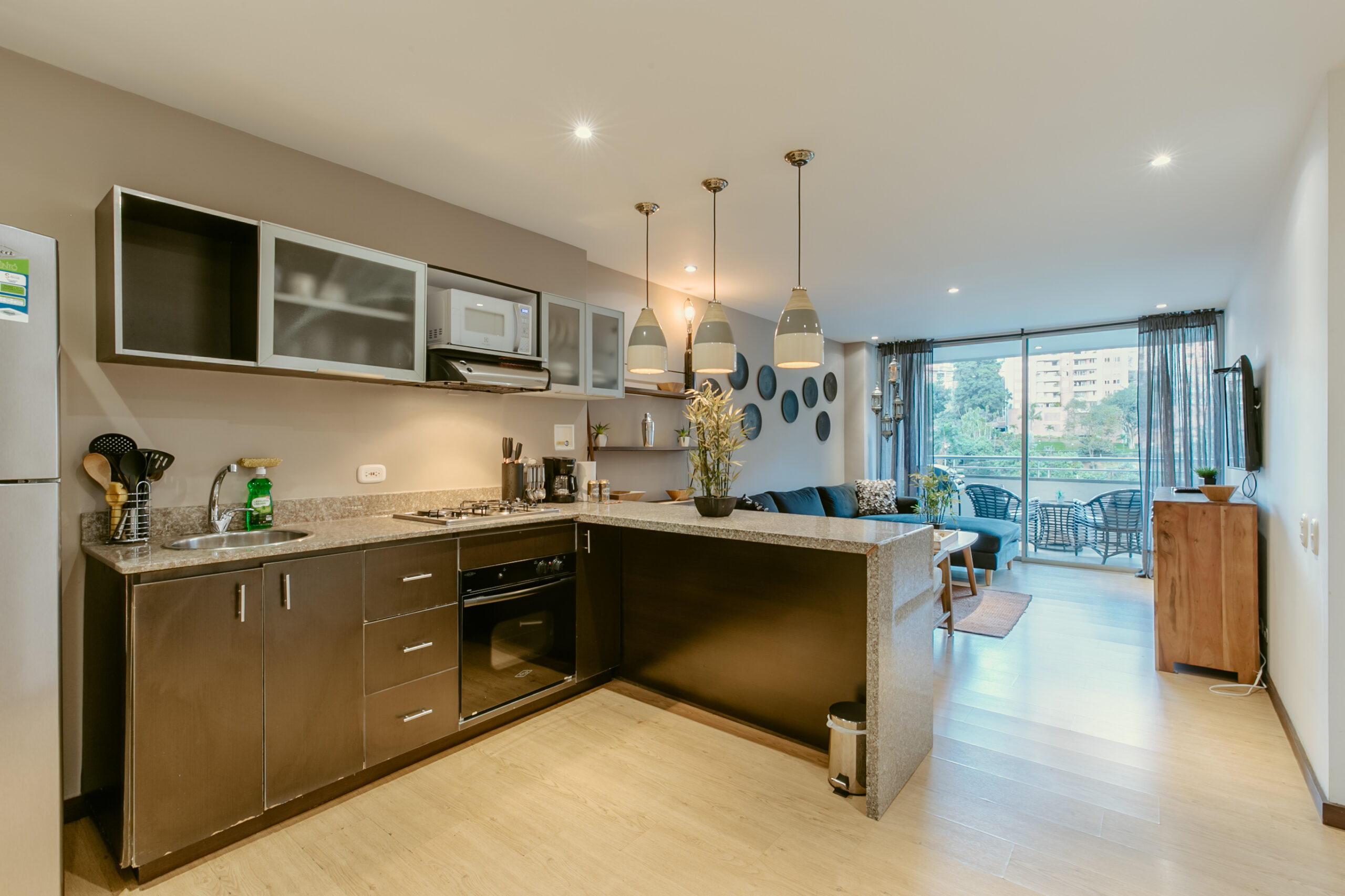 Luxury Living in Provenza – Poblado | High-Floor 2-Bedroom with Balcony