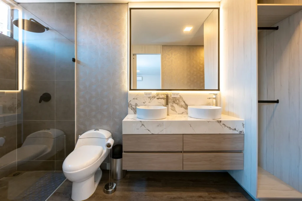 quartier-801-50-primary-bathroom-front