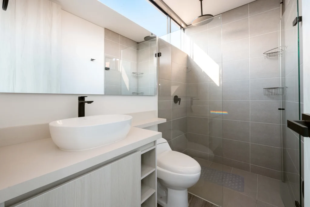 quartier-801-52-bathroom-two