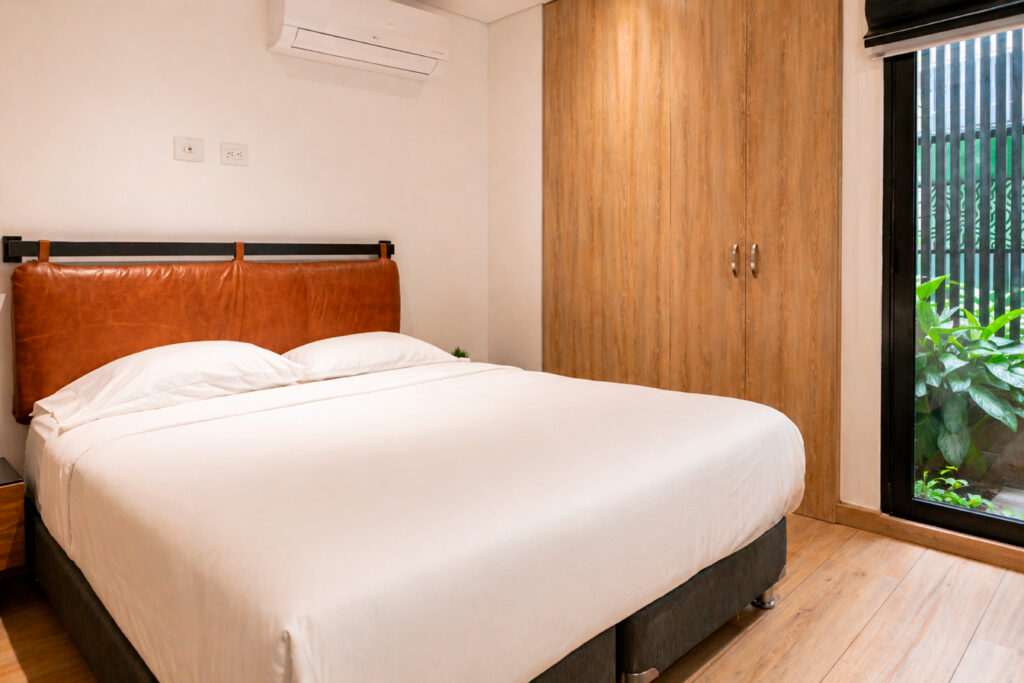 Exclusive Furnished Apartment with Private Jacuzzi and Terrace view 25