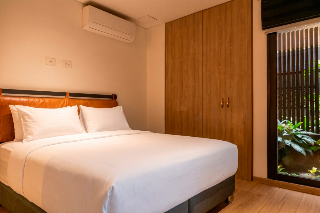 Exclusive Furnished Apartment with Private Jacuzzi and Terrace view 35