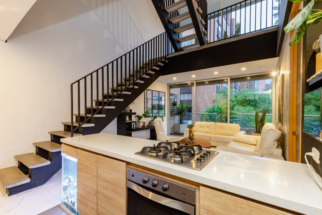 Corner Triplex with Private Terrace and Jacuzzi view 12