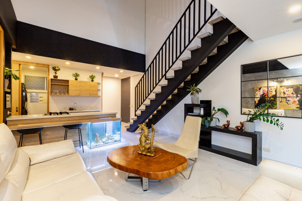 Corner Triplex with Private Terrace and Jacuzzi view 16