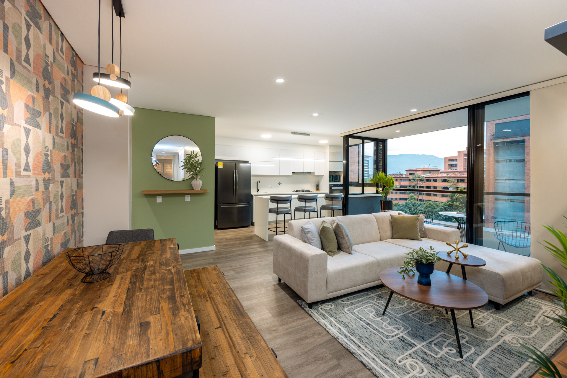 Modern Living in Medellín – Remodeled & Fully Furnished apartment in El Poblado