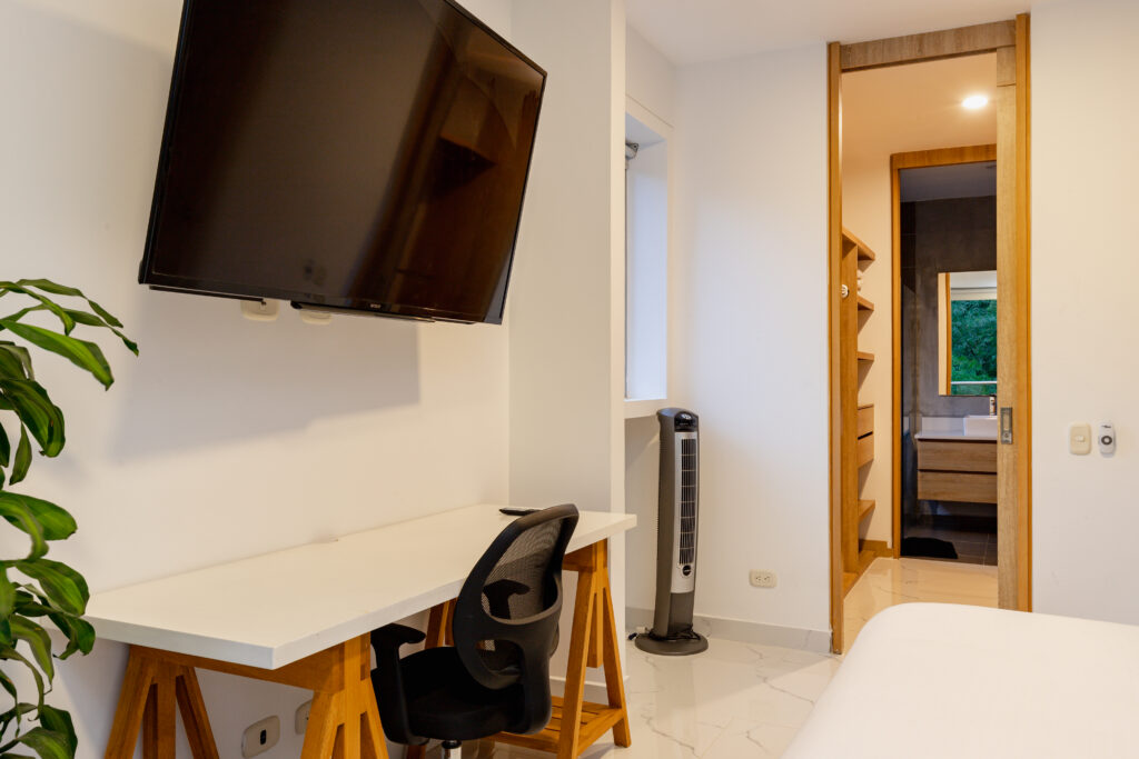 Corner Triplex with Private Terrace and Jacuzzi view 25