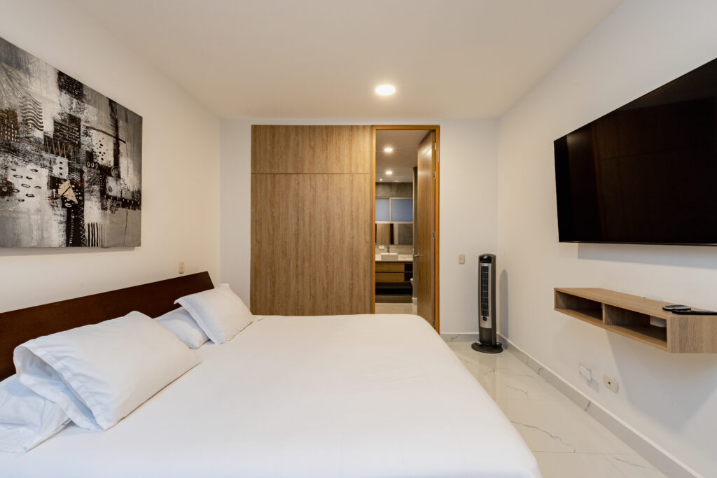 Corner Triplex with Private Terrace and Jacuzzi view 40