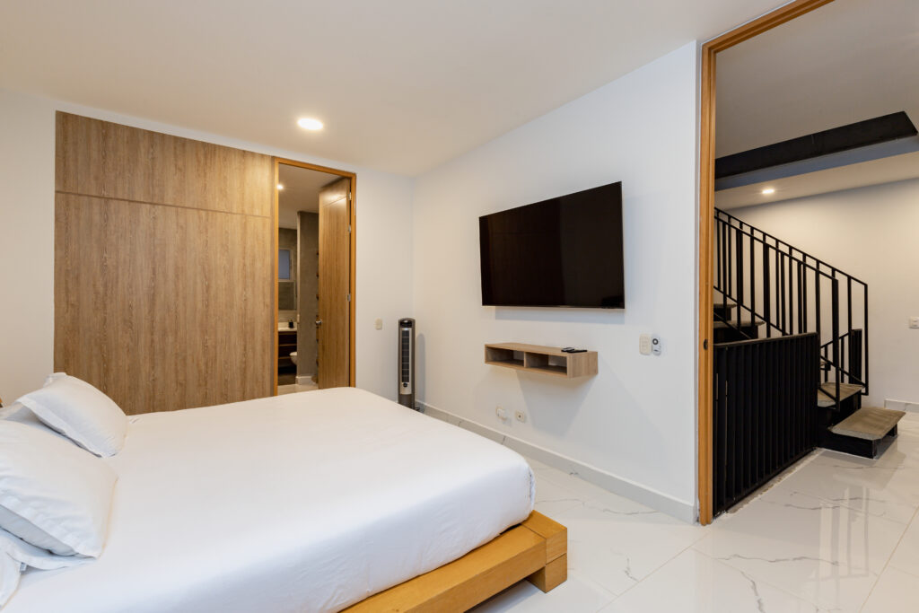 Corner Triplex with Private Terrace and Jacuzzi view 41