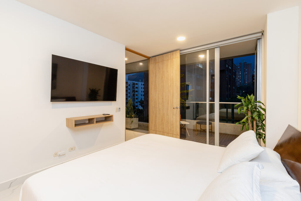 Corner Triplex with Private Terrace and Jacuzzi view 47