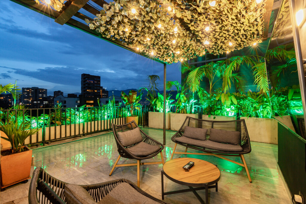 Corner Triplex with Private Terrace and Jacuzzi view 56