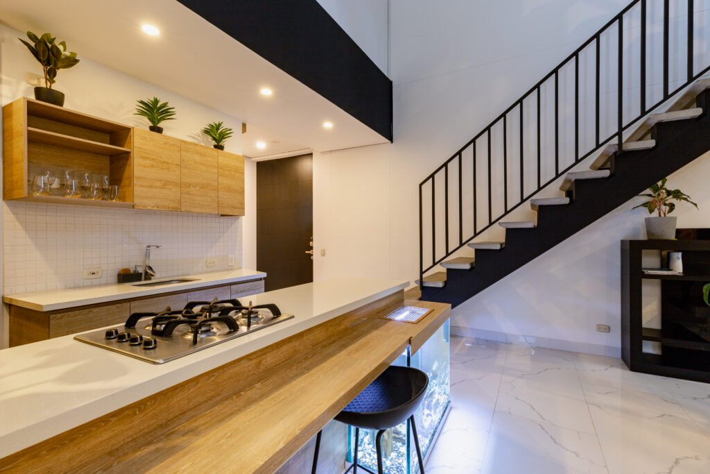 Corner Triplex with Private Terrace and Jacuzzi view 6