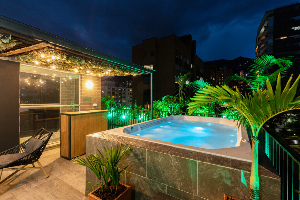 Corner Triplex with Private Terrace and Jacuzzi view 63