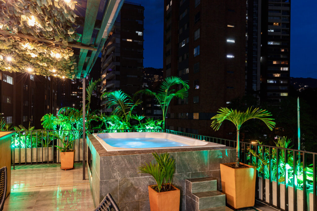Corner Triplex with Private Terrace and Jacuzzi view 66
