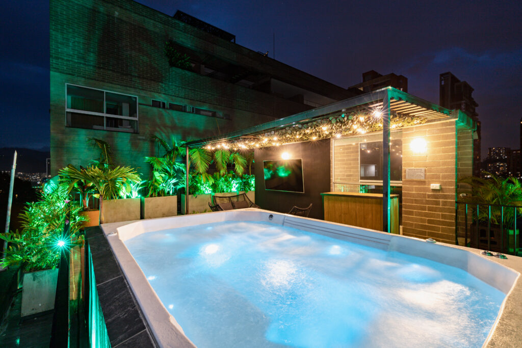 Corner Triplex with Private Terrace and Jacuzzi view 67