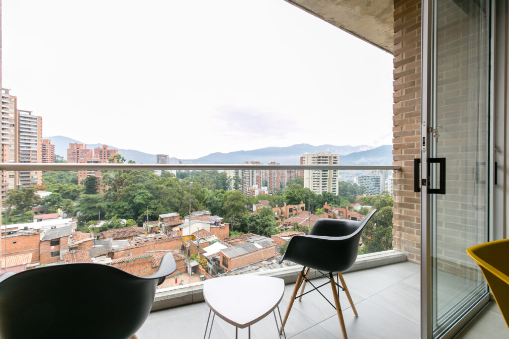 High-Floor Turnkey Condo-Hotel in Soul Near Provenza view 14