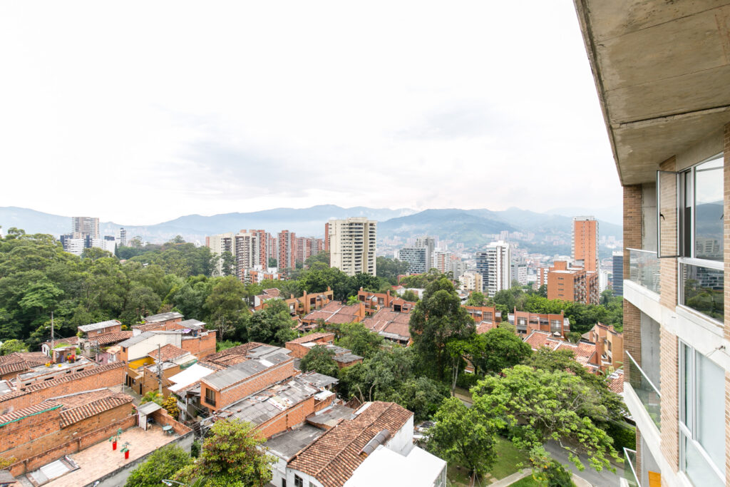 High-Floor Turnkey Condo-Hotel in Soul Near Provenza view 15