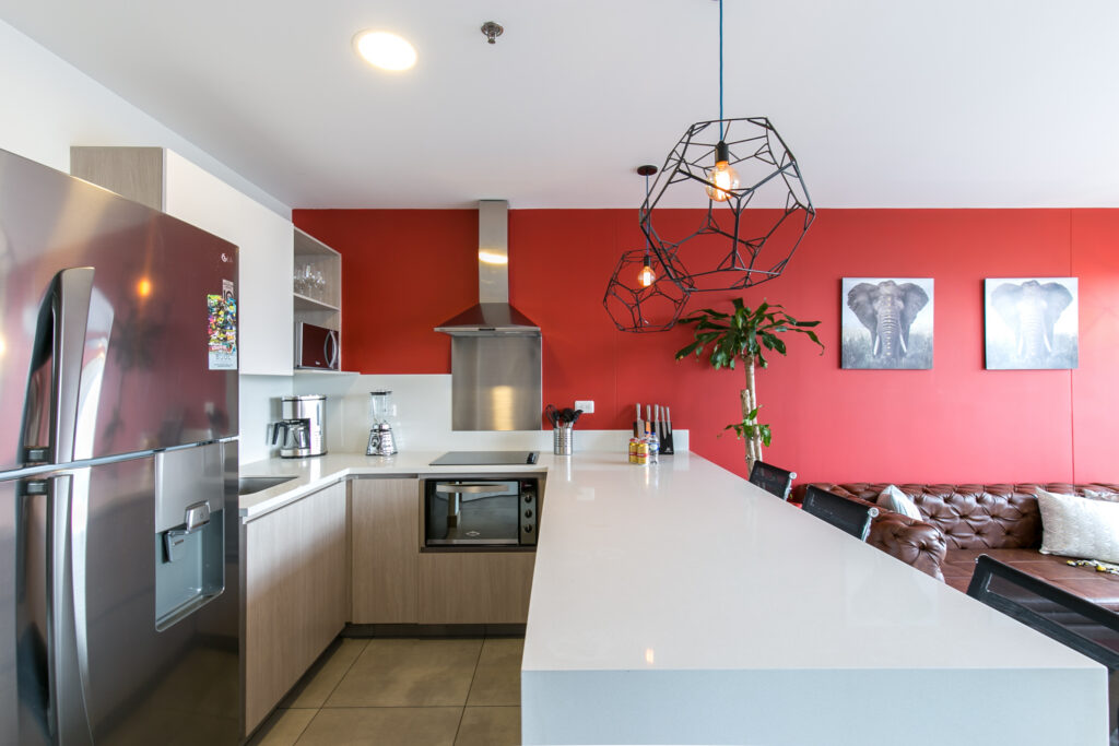 High-Floor Turnkey Condo-Hotel in Soul Near Provenza view 4